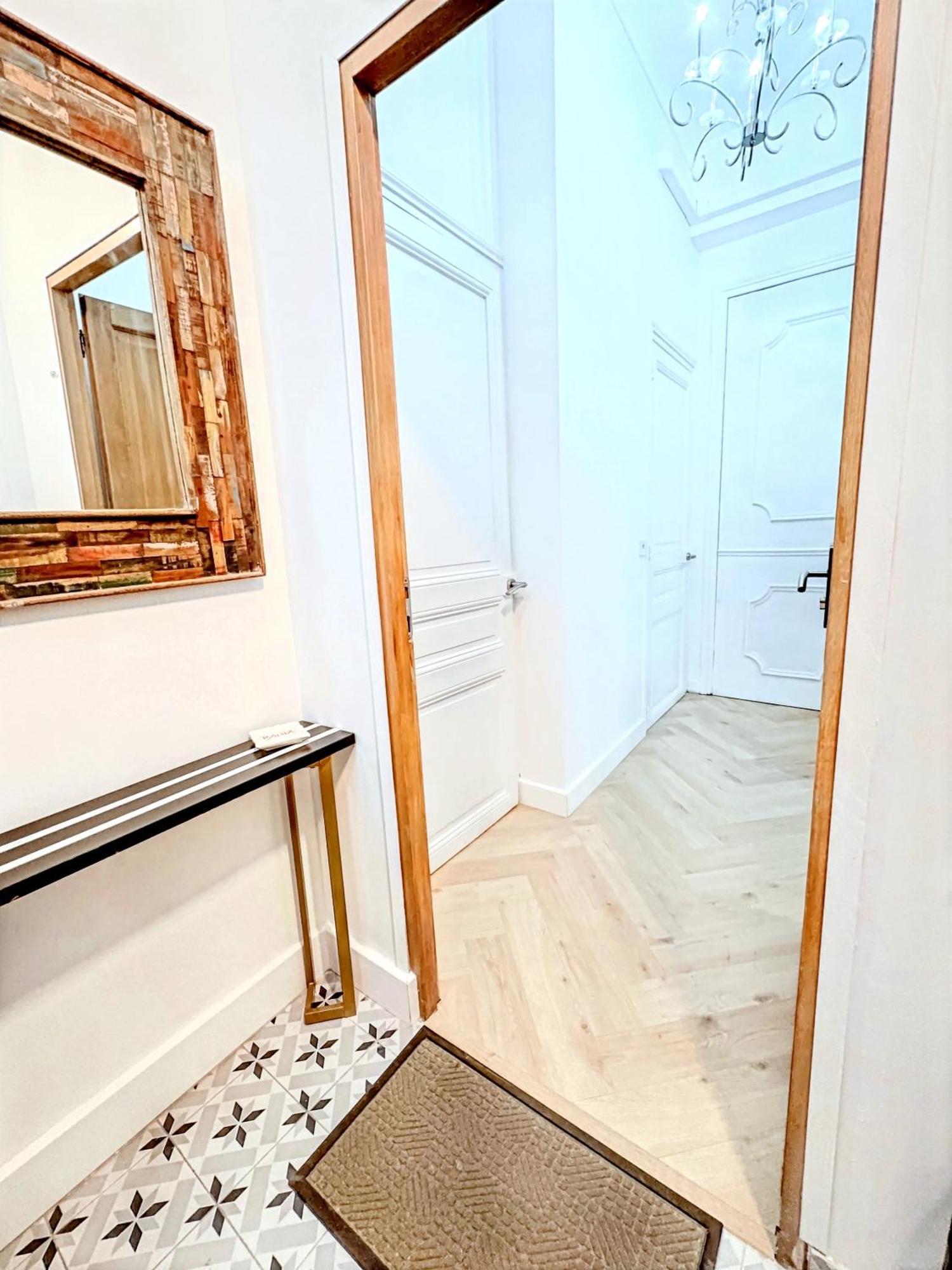 Апартаменти Mini Duplex 50M Du Vieux Port Канни Екстер'єр фото